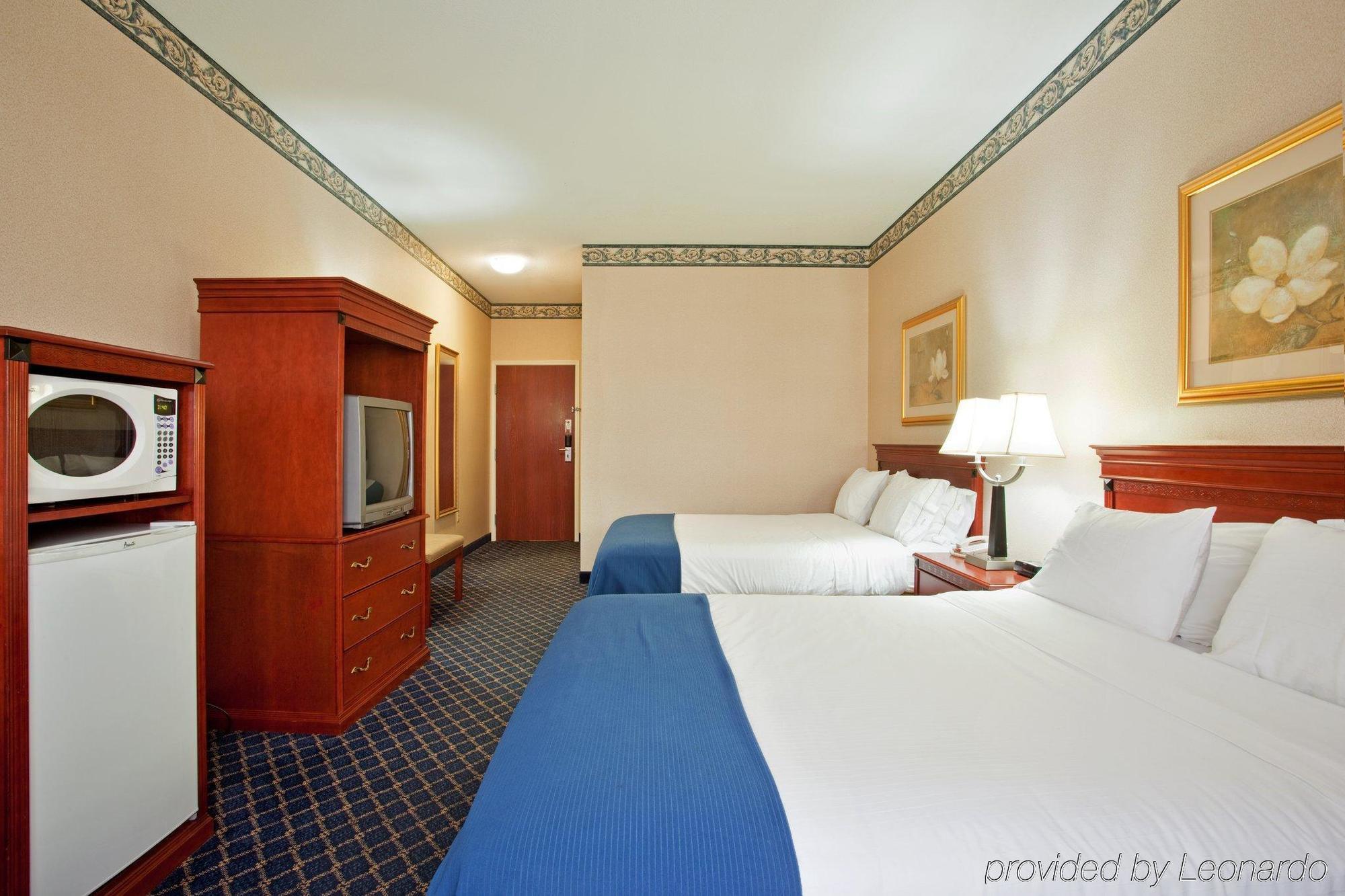 Holiday Inn Express & Suites Danville By Ihg Ruang foto